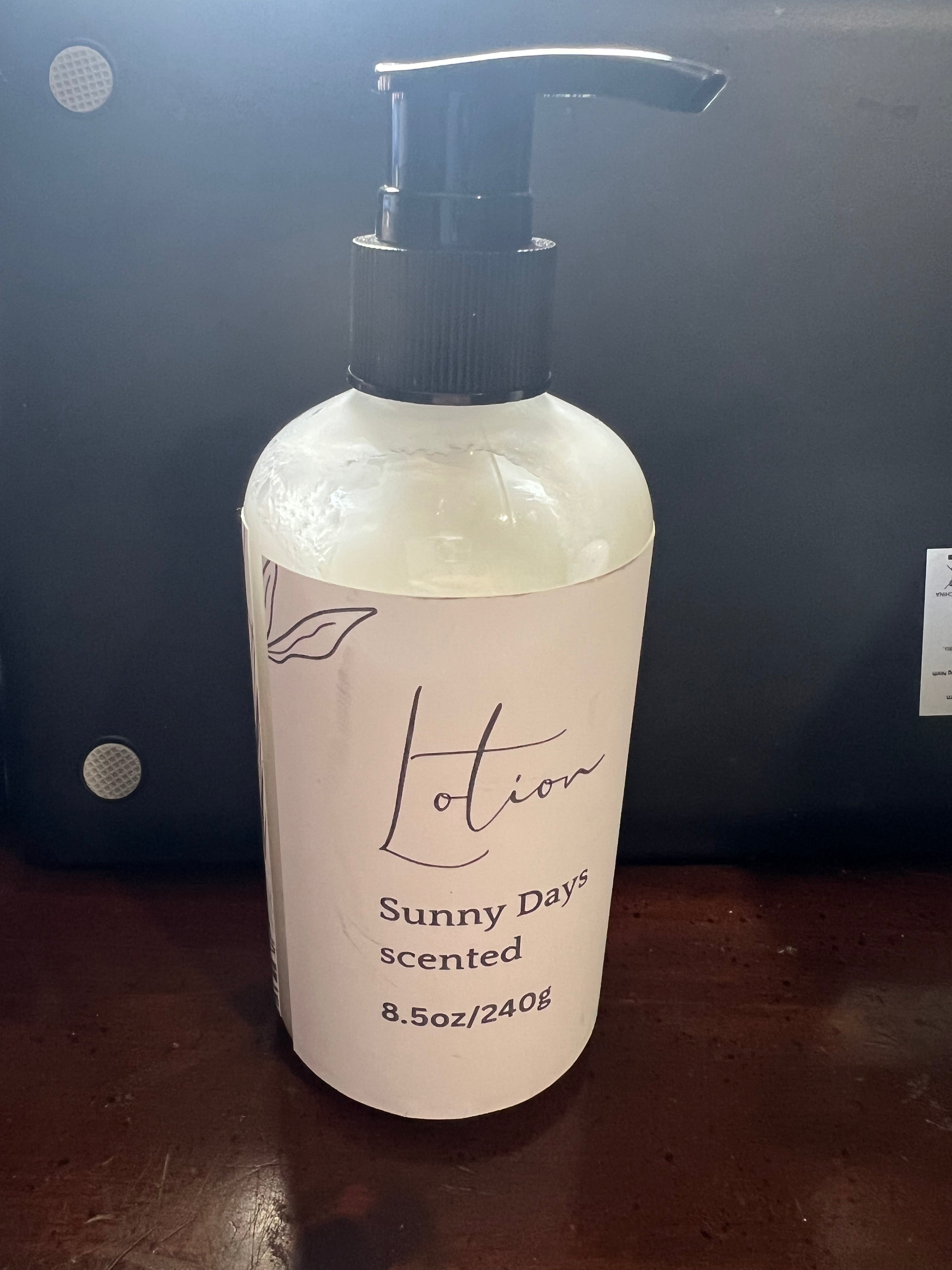 8.5oz pump bottle lotion
